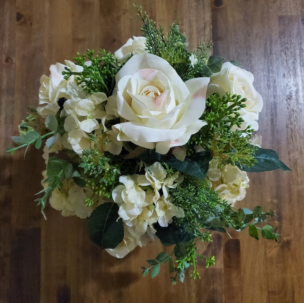 Beautiful Faux Floral Rose Arrangement - Fake Plant Home Farmhouse Boho Decor